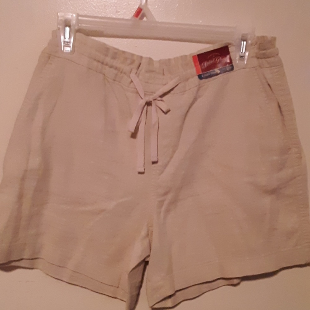 Linen shorts